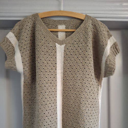 ROMA, short sleeved jumper in lace pattern worked vertical (sideways)