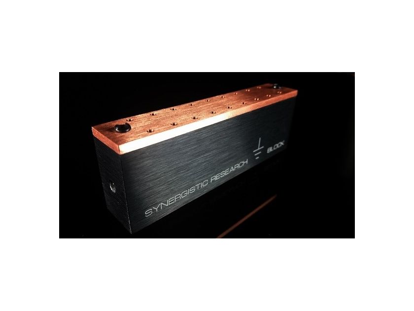Synergistic Research Grounding Block - boost your audio system to high performance