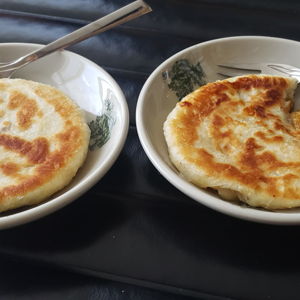 Korean HOTTEOK pancake.
I filled with gula melaka and toasted coconut