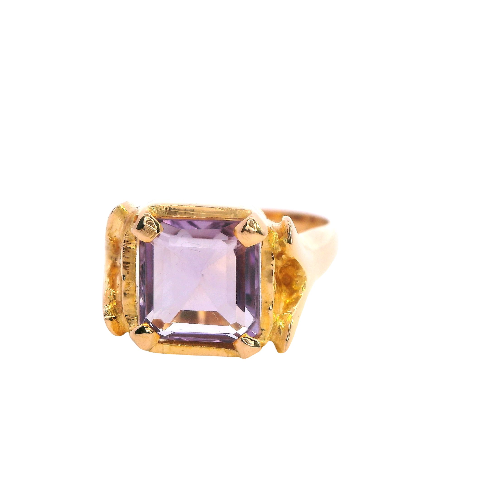 21ct Yellow Gold Amethyst Ring - Image 2
