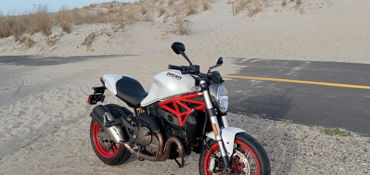 2015 DUCATI MONSTER 821 motorcycle for rent near Woodbridge Township, NJ