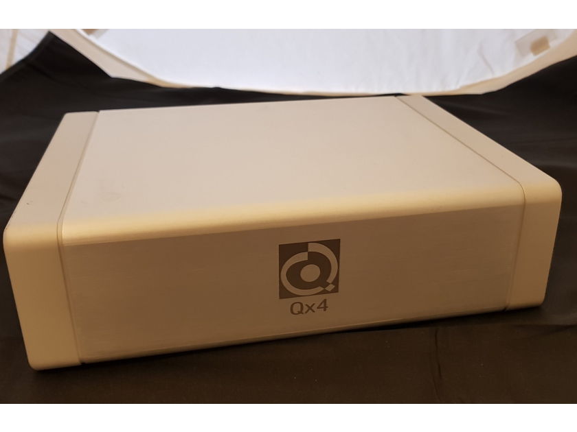 Nordost Quantum QRT QX4 Power Purifiers