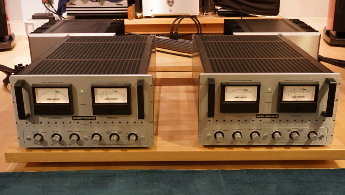 Audio Research Reference 600  All tube mono amps