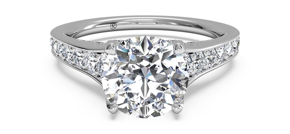 Custom Diamond Engagement Ring