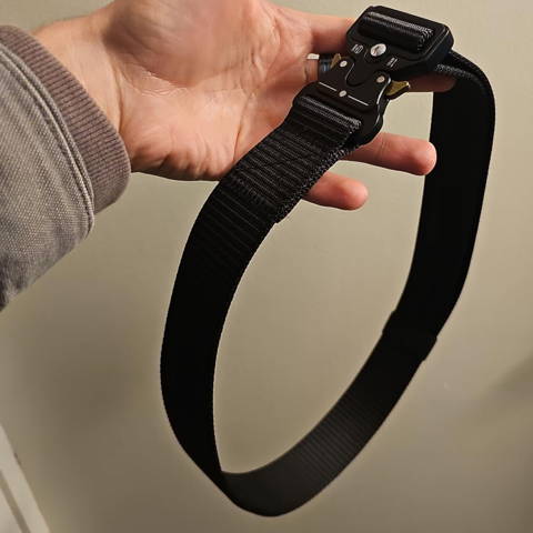 shoulder holster review, shoulder holster for men, shoulder holster for fat guy, right hand shoulder holster