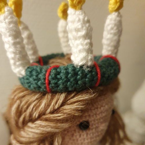 Amigurumi - Sankta Lucia doll