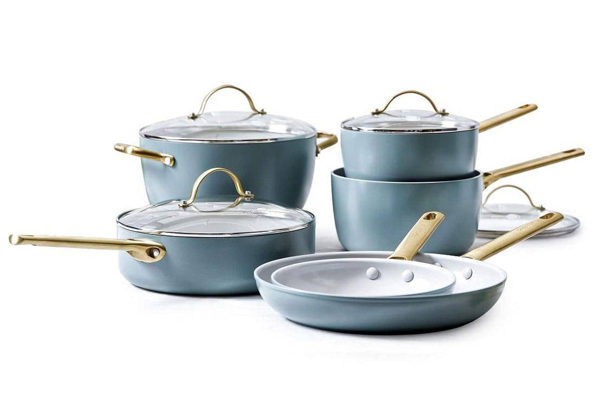 Pots and Pans 101: A Guide to Selecting the Best Cookware Set | Minimax Blog