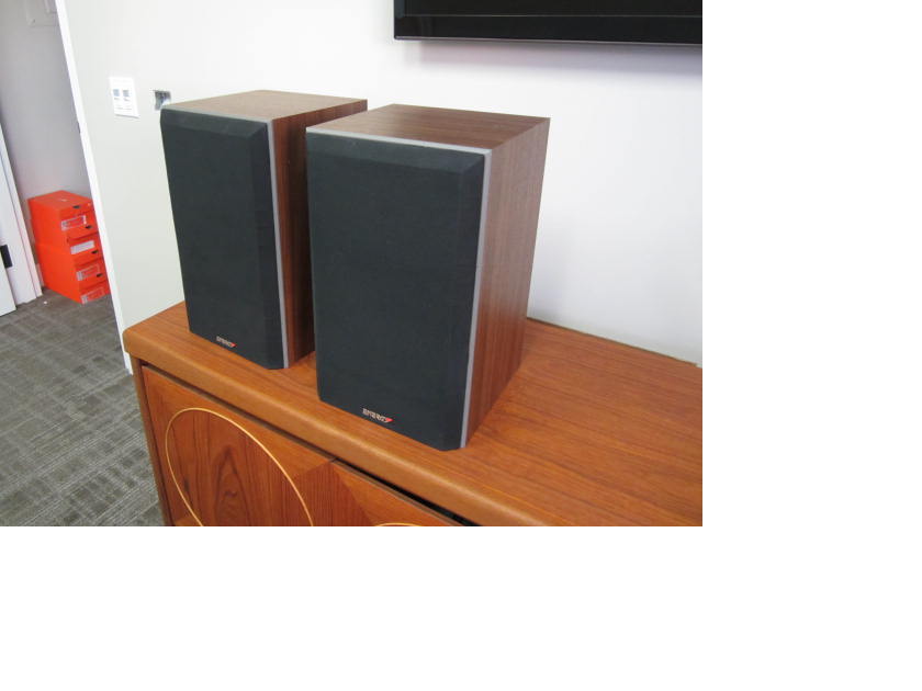 Energy 2.1 e speakers hotsell