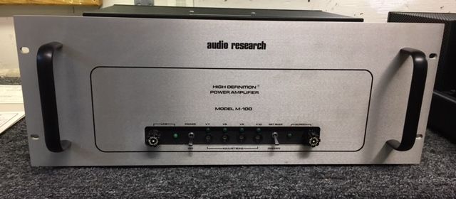 Audio Research M-100 Mono power amp, 1 pair