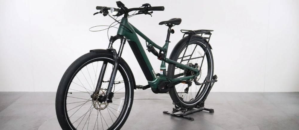 REI Co-op Cycles CTY e3.1 on a stand