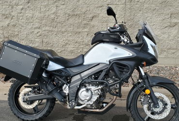 2014 SUZUKI DL650AL4 V-STROM 650 ABS motorcycle for rent near Ham Lake, MN