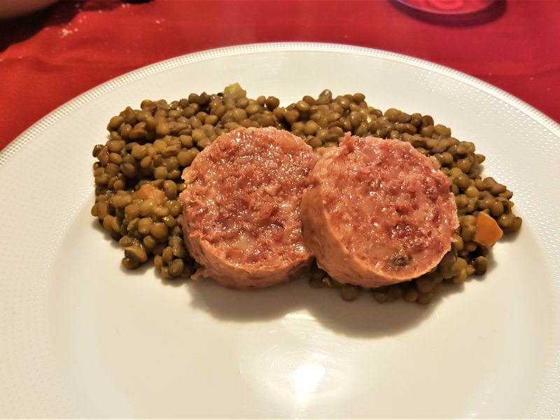 Food experiences Savona: Meat tasting menu with paired wine