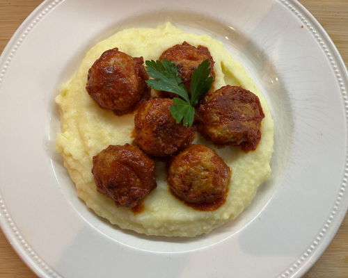 Cooking classes Bologna: At the table with tradition: the taste of meatballs