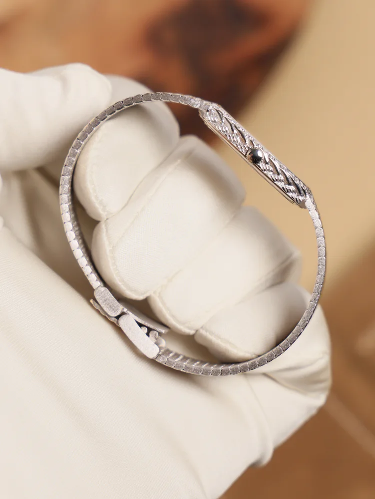 White Gold 1970s Vintage Watch with Diamonds on 180mm Wrist, image 3