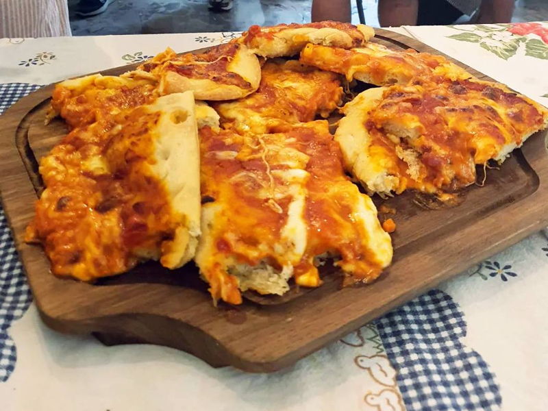 Corsi di cucina Castiglione delle Stiviere: Cucina la tua pizza: segreti della pizza fatta in casa