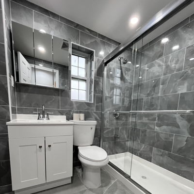 NEWLY RENOVATED* 5 BED/2 BATH !!! RIGHT ACROSS FROM GATE4 !!! 