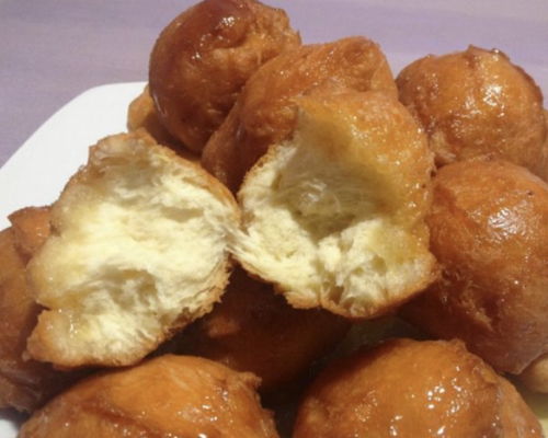 Food & Wine Tours Salerno: Struffoli di Carnevale