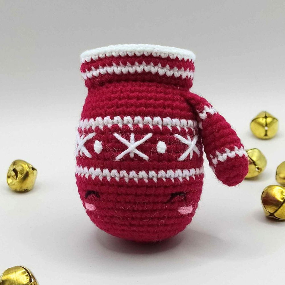 Christmas mitten ornament