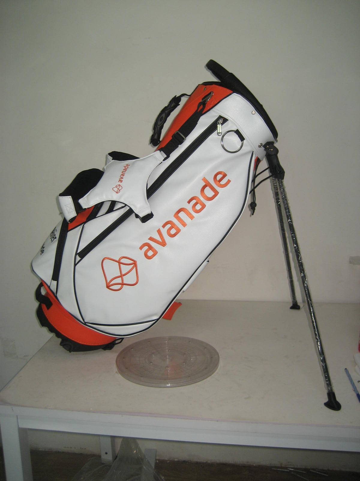 Customised football club golf bags by Golf Custom Bags 10