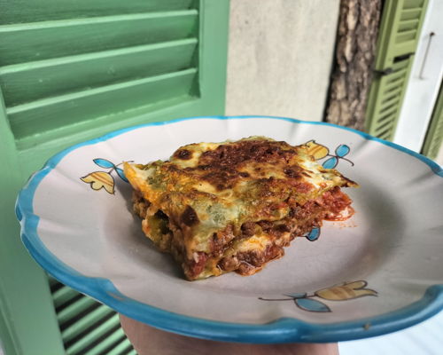 Cooking classes Bellano: Lasagna and Tiramisu: a journey through Italian tradition