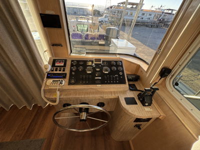 Boat Image 8