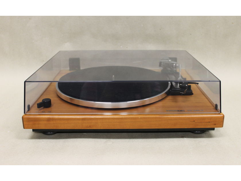 Thorens TD 240-2 Automatic Turntable in Walnut Finish, Store Demo