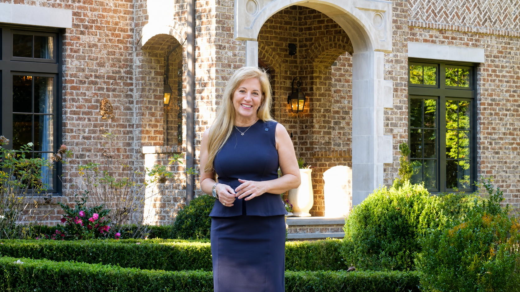 $5M Active Listing: Debra Johnston on Camera