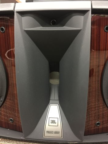 JBL Synthesis Array 880C Center Channel ..................