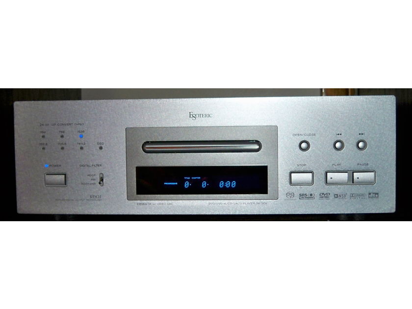 Esoteric Audio Teac DV-50S DVD/DVDA/CD/SACD universal player
