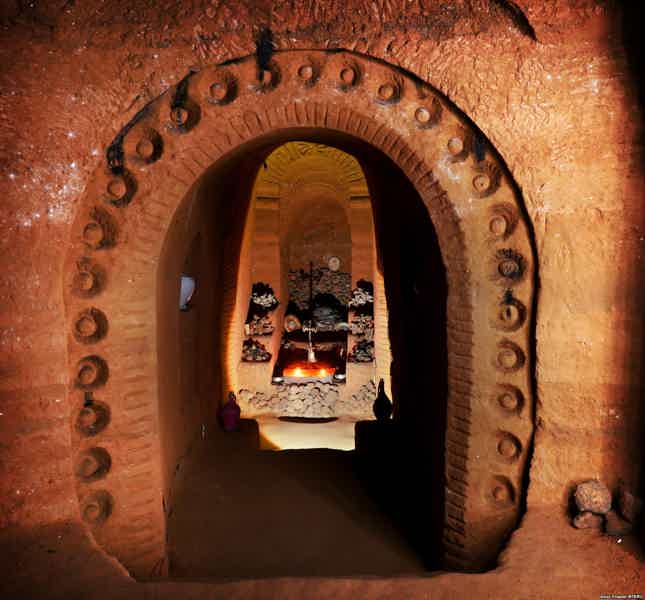 With Armenian Lavash in the Master's Dungeon - photo 6