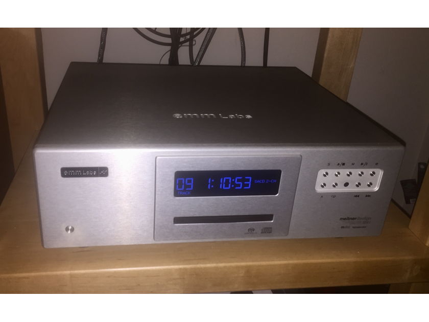EMM LABS XDS1 V2 SACD/CD PLAYER