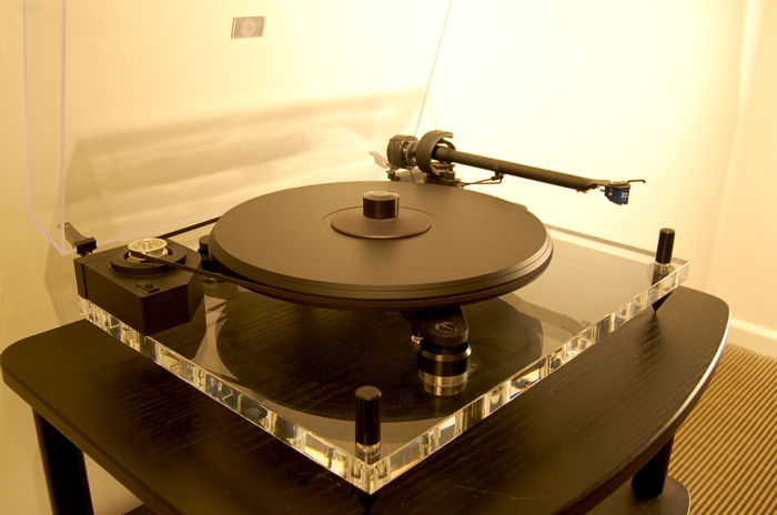 Pro-ject Perspective Turntable