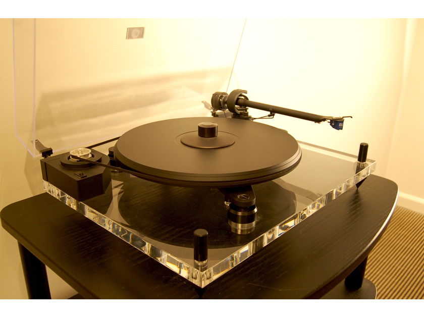 Pro-ject Perspective Turntable