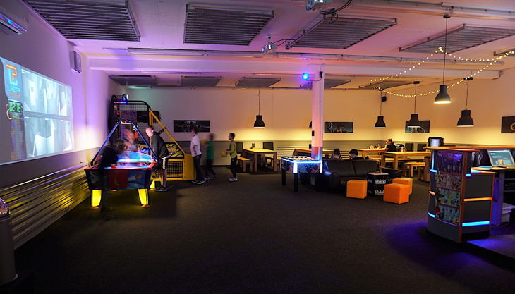 funfabrik empfang und wartebereich