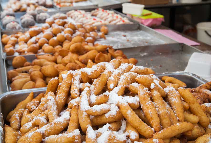 Street Food Walking Tour with Food Tasting - photo 2