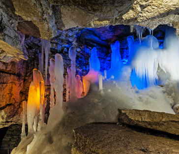 Кунгурская Ледяная пещера и музей с чаепитием