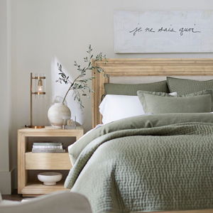 Pick-Stitch Handcrafted Cotton Linen Quilt