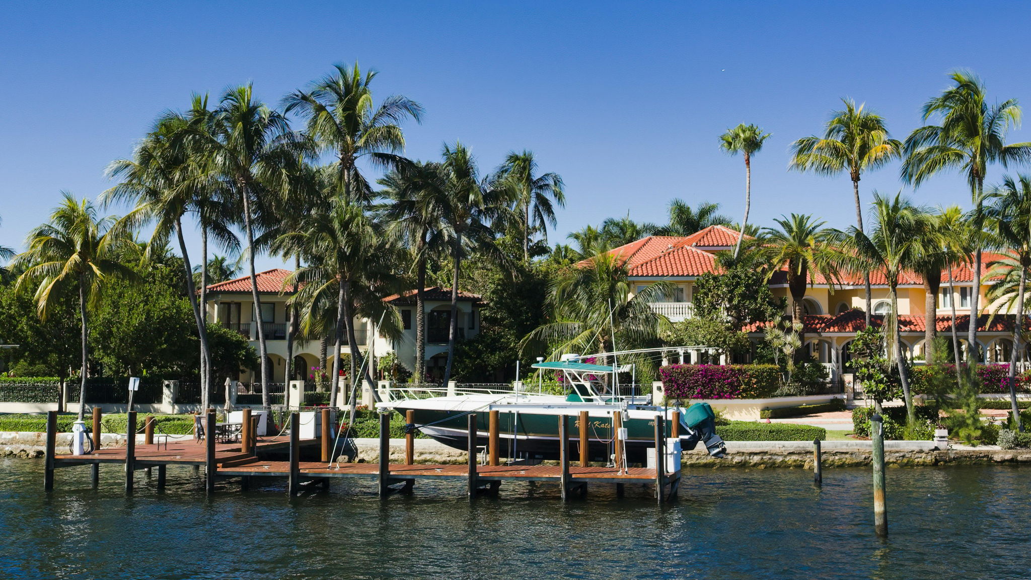 featured image for story, Waterfront Homes for Sale in Davie FL