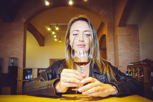 Лучшие винодельни Каталонии с дегустацией вина, кавы и обедом на виноградниках