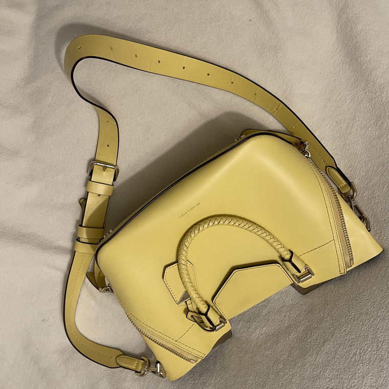 Moderne Handtasche in Gelb