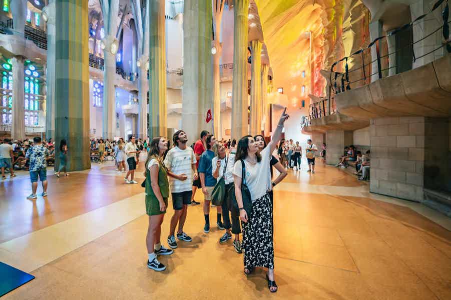 Sagrada Familia Skip-the-Line Entry Ticket & Tour - photo 3