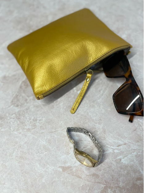 Quality Full Grain Leather Purse/ Clutch. LE 3548 - Gold. Hide & Chic