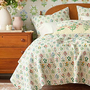 Hawthorne Voile Quilt - Beige Multi, Full/Queen