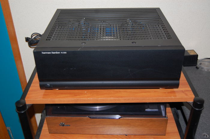 Harmon Kardon PA-5800 5- Channel Amplifier