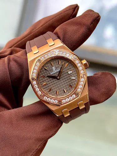 Audemars Piguet Royal Oak Lady Brown Dial with extra new rubber strap & extract from archives