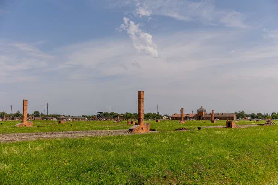 Auschwitz-Birkenau Tour with Transportation From Krakow - photo 4