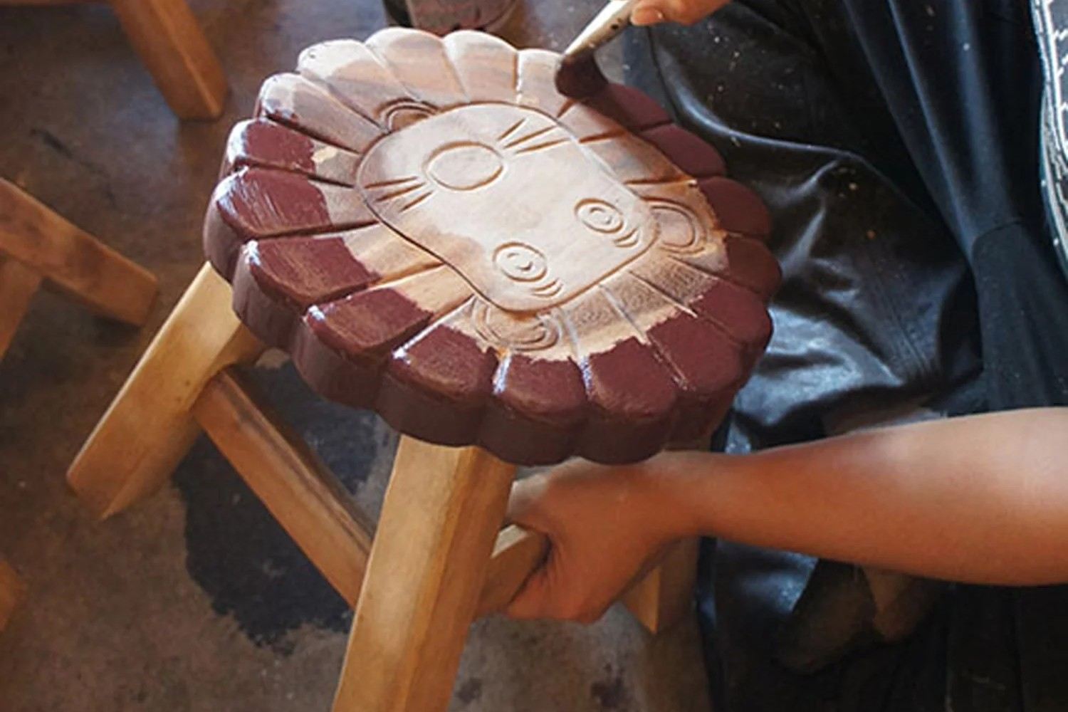 Kids Chair Wooden Stool Animal Lion Theme Children’s Chair and Toddlers Stepping Stool - Image 6