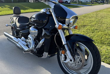 2008 SUZUKI BOULEVARD M109R motorcycle for rent near CAPE CORAL, FL
