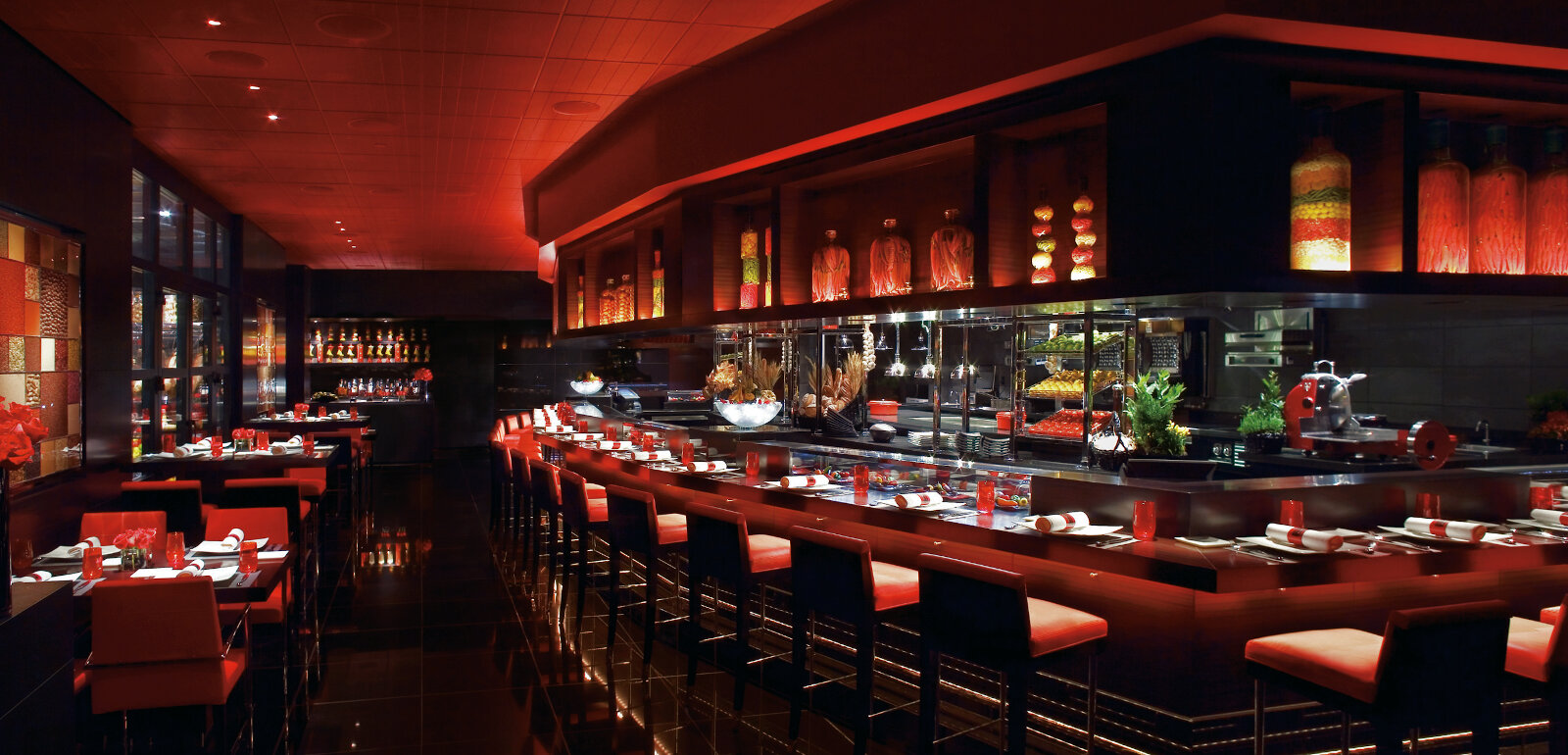 LAtelier de Joel Robuchon Uploaded on 2021-12-22