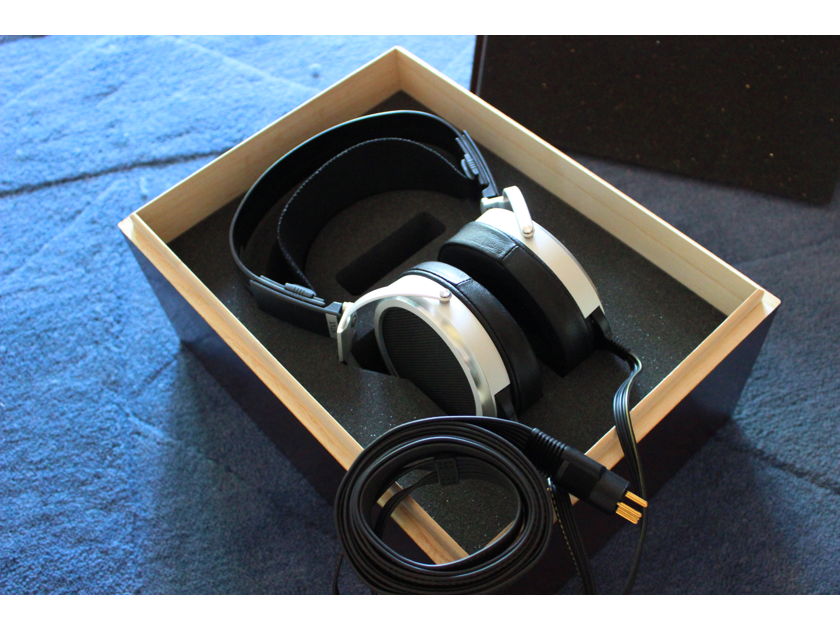 Stax SR-009 Electrostatic Headphone